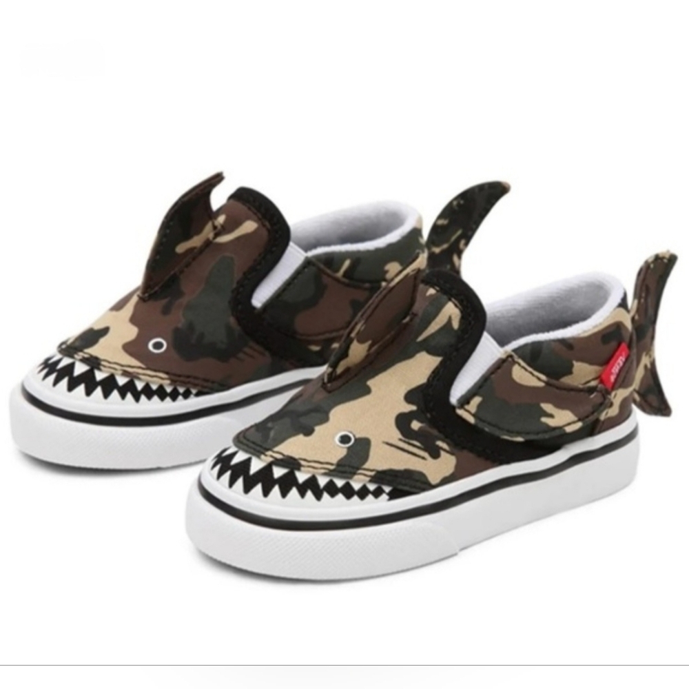 Camouflage Kids Shoes with Shark Design